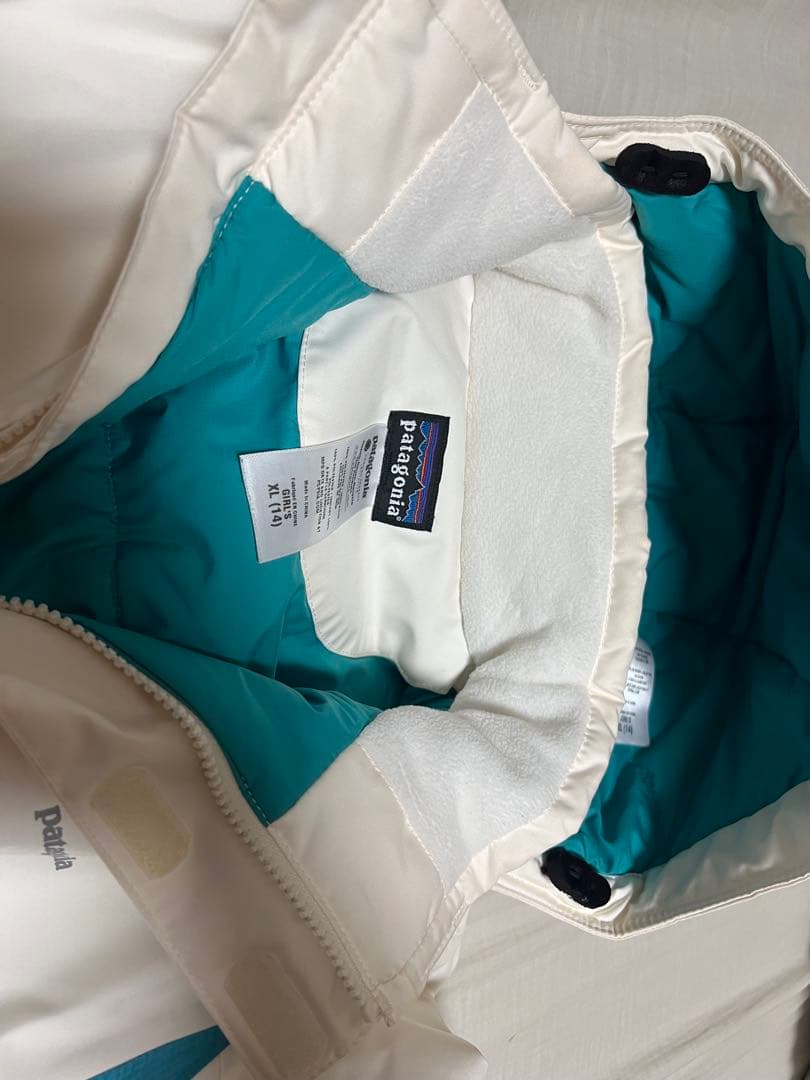 パタゴニアPatagonia girls XL スキーウェア　女性Sサイズ相当