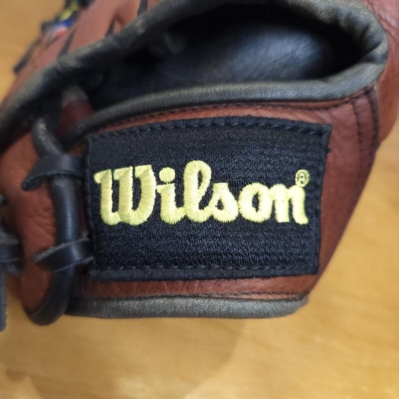 ウイルソン Wilson A2000 デュアル 限定モデル 投手用 軟式グローブ