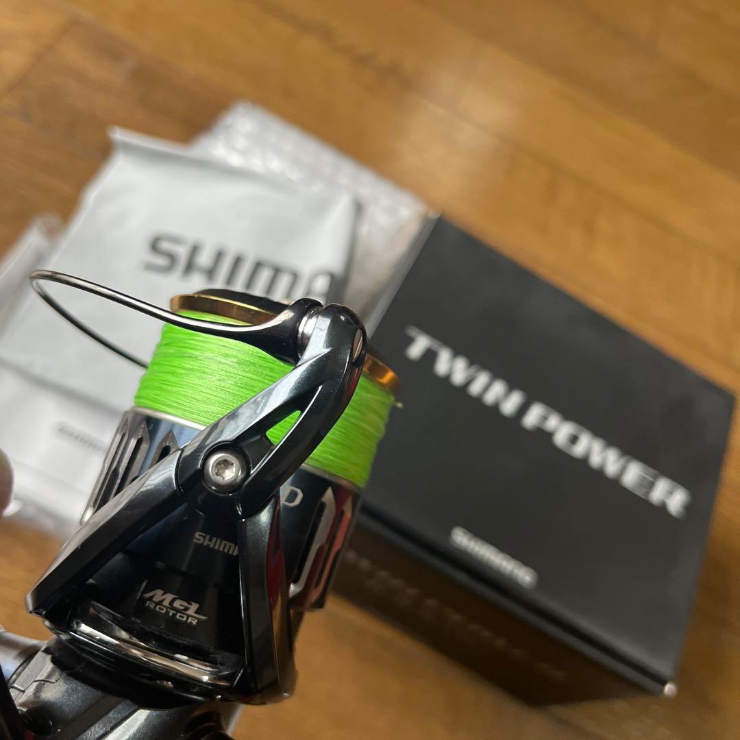 SHIMANO TWIN POWER スピニングリール