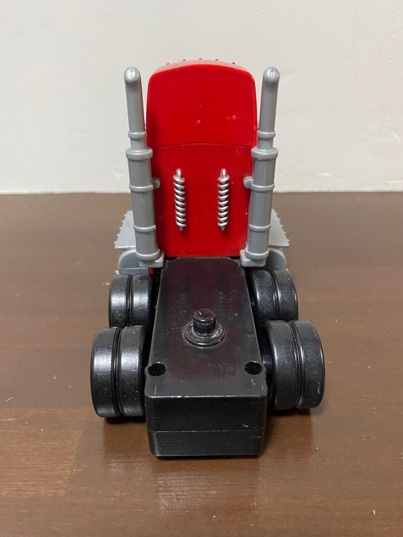 トミカカーズ　たくさんのせよう！大きなマック＆大きなマックウィーン　中古品