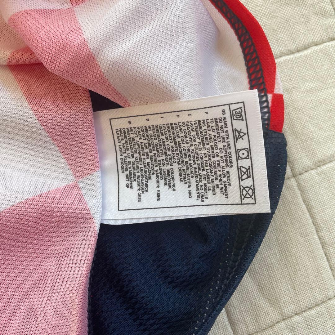 新品 タグ付き サッカークロアチア代表 ユニホーム