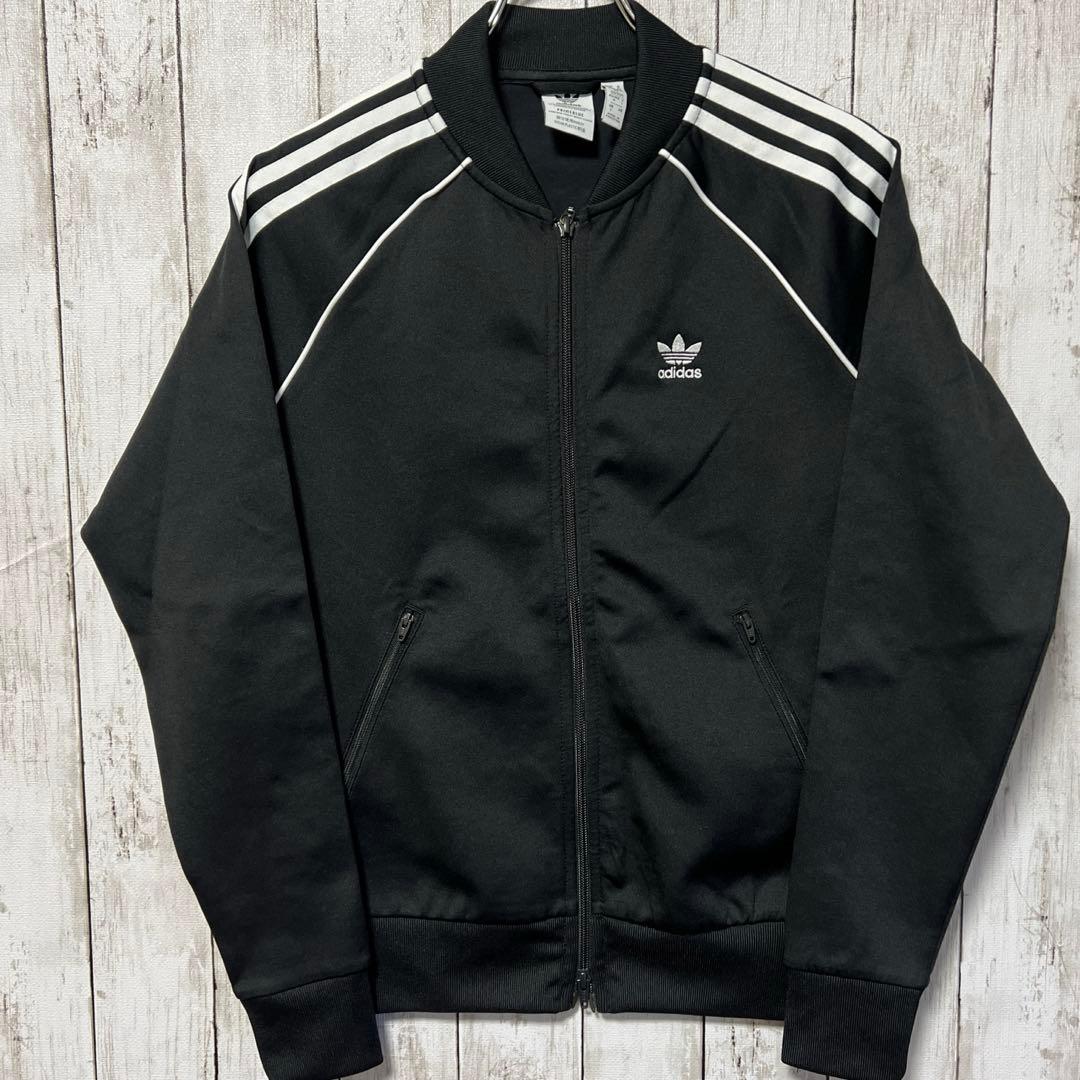adidas ブラックジャージジャケット