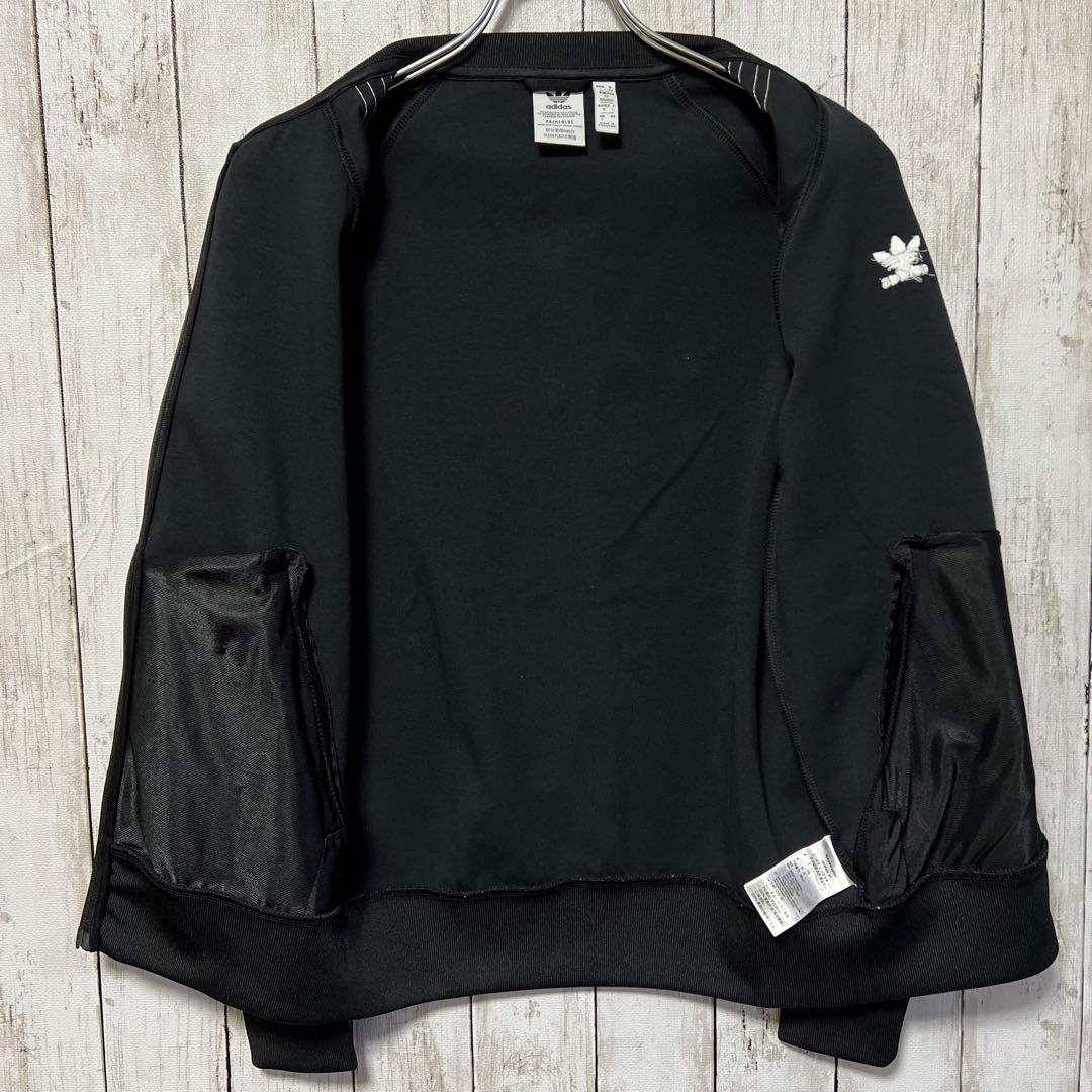 adidas ブラックジャージジャケット