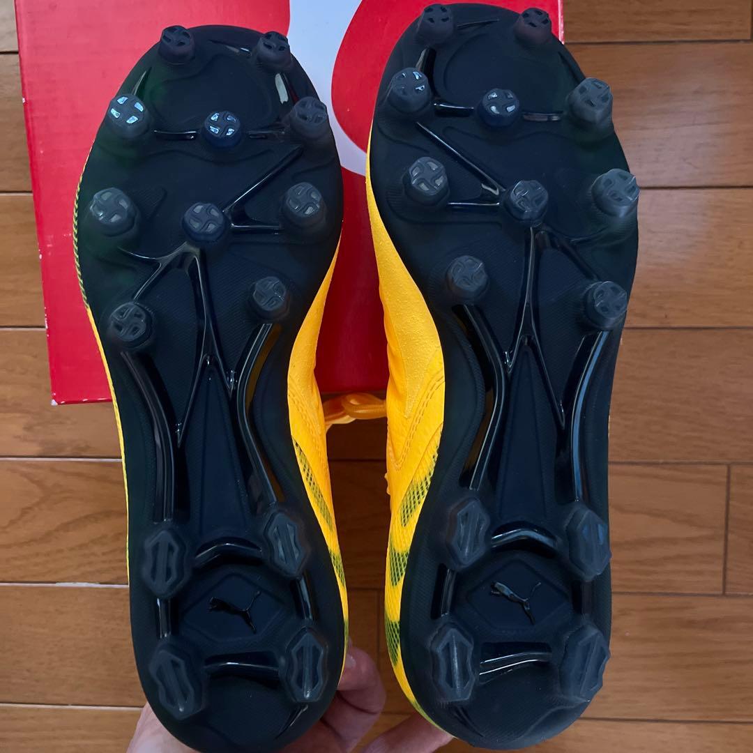 サッカースパイク　PUMA ONE 20.1 HG 25.5cm