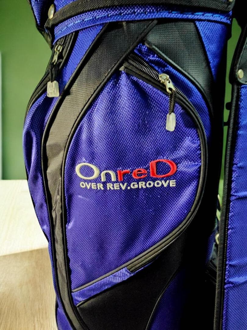 送料無料/超超美品　OnreD OVER REV GROOVE ゴルフバッグ