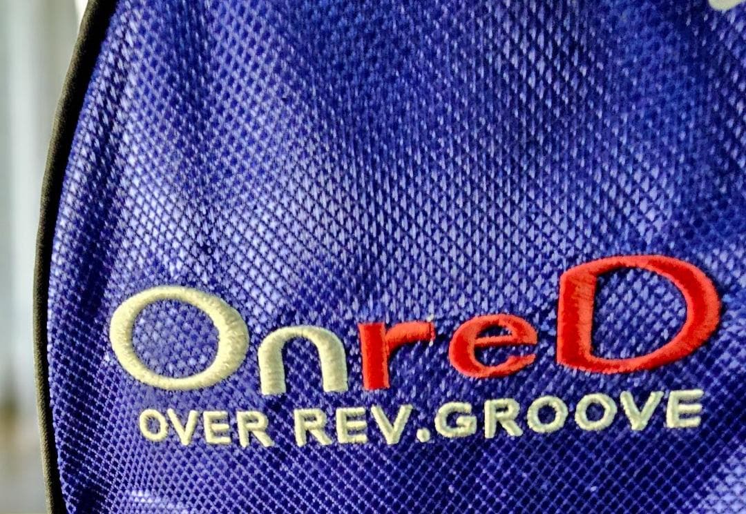 送料無料/超超美品　OnreD OVER REV GROOVE ゴルフバッグ
