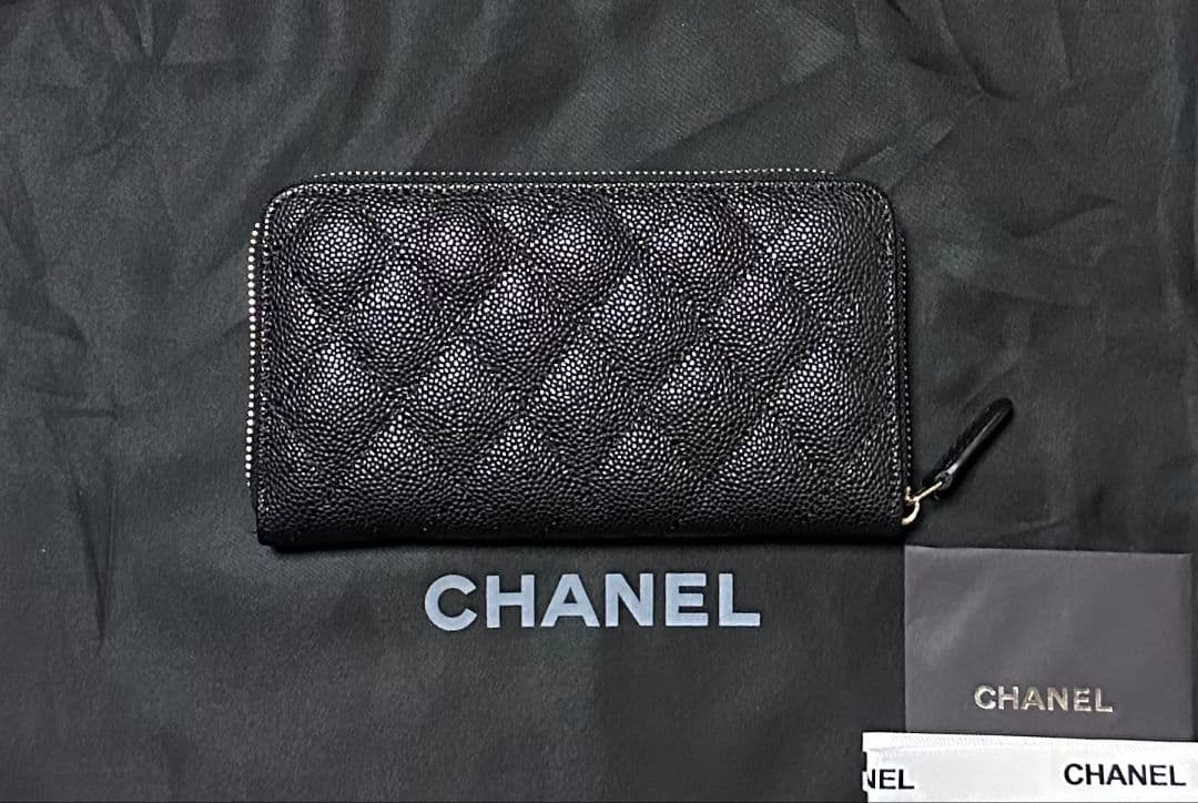 CHANEL ノベルティキャビアスキンレザー長財布ブラック