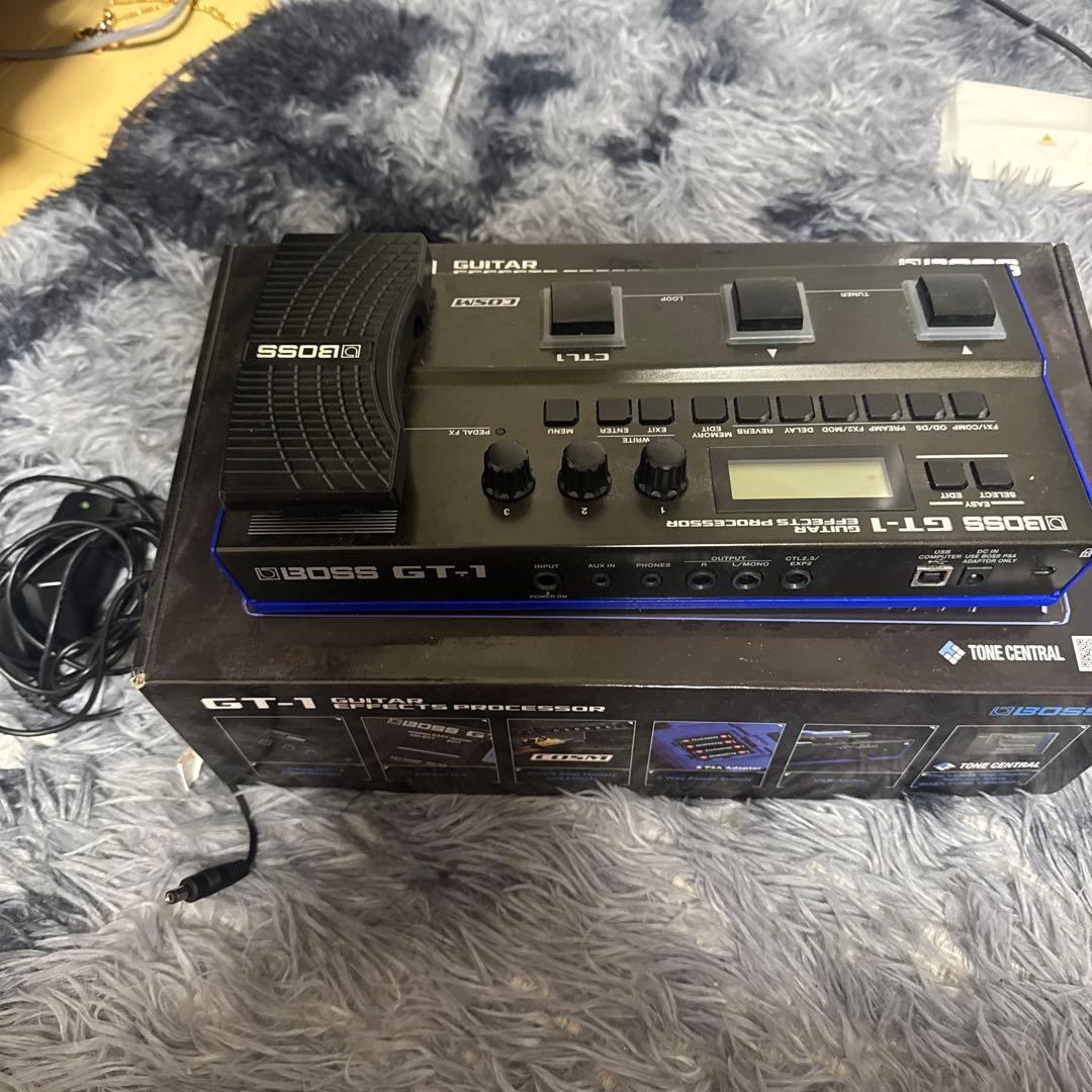 BOSS GT-1 ギターエフェクター acケーブル付き