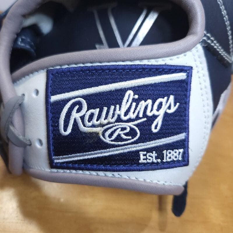 ローリングス NY ヤンキース MLBコラボグラブ 美品 内野用 軟式グローブ
