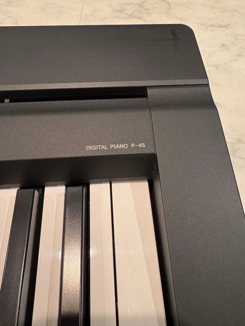 Yamaha　ヤマハ デジタルピアノ ブラック　P45b　88鍵盤　ペダル付属