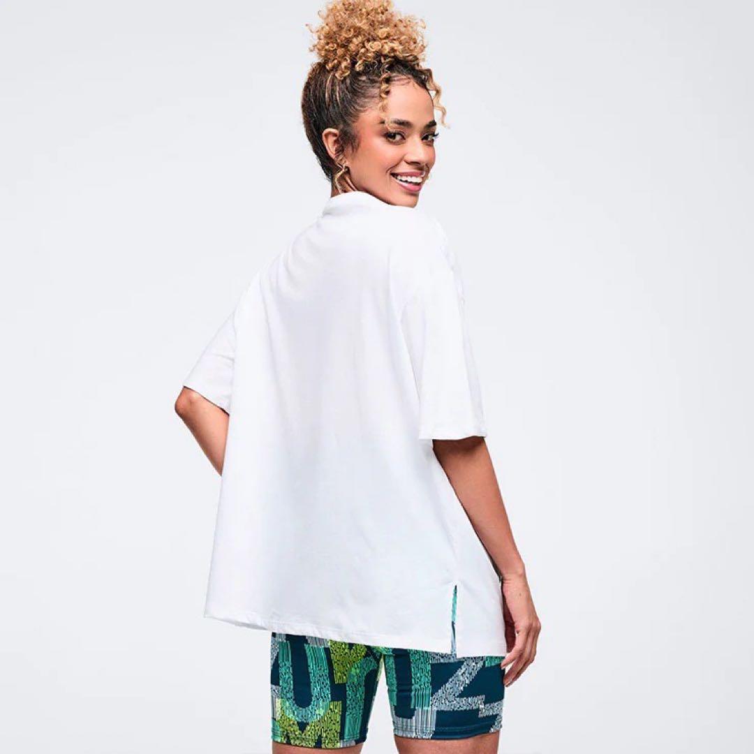 新品　正規品　ズンバ　M Ｔシャツ