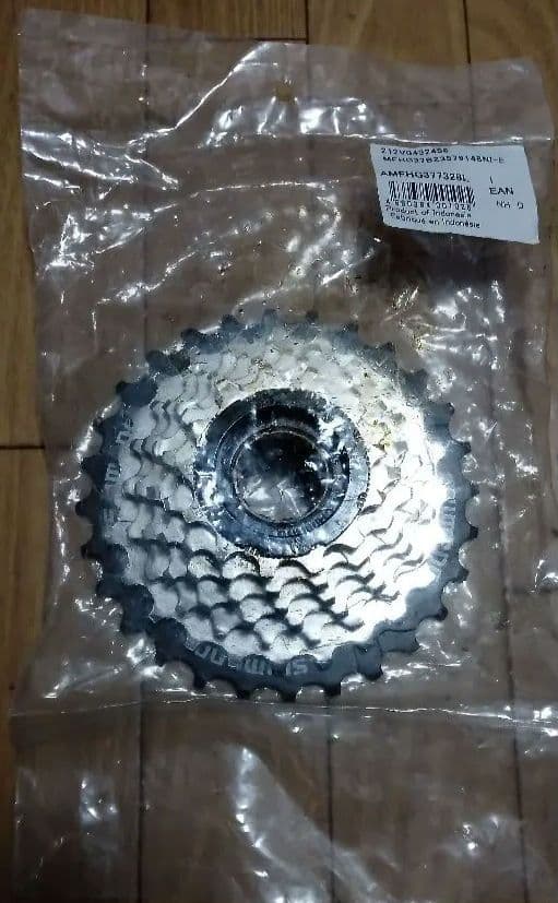 新品未開封　シマノ　MF-HG37 ボスフリー❇13-28T 7速