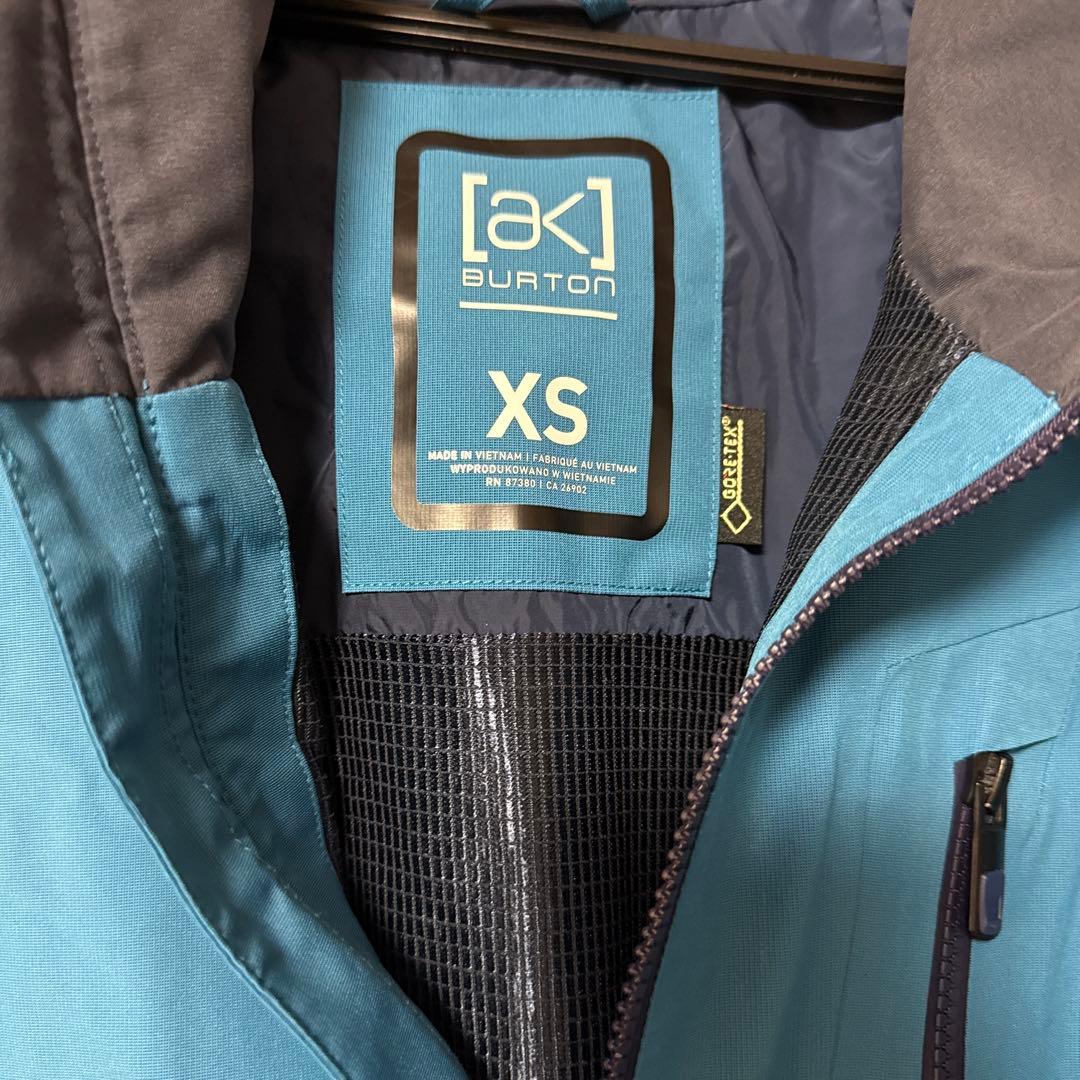 Burton [ak] スノーボードウェア XS