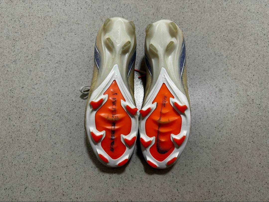 Nikeマーキュリアルヴェイパー16エリートFG