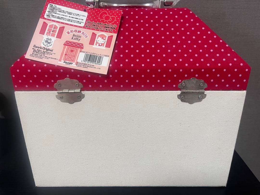 新品　サンリオ　ハローキティ　レアHELLO KITTY 家形収納　BOX