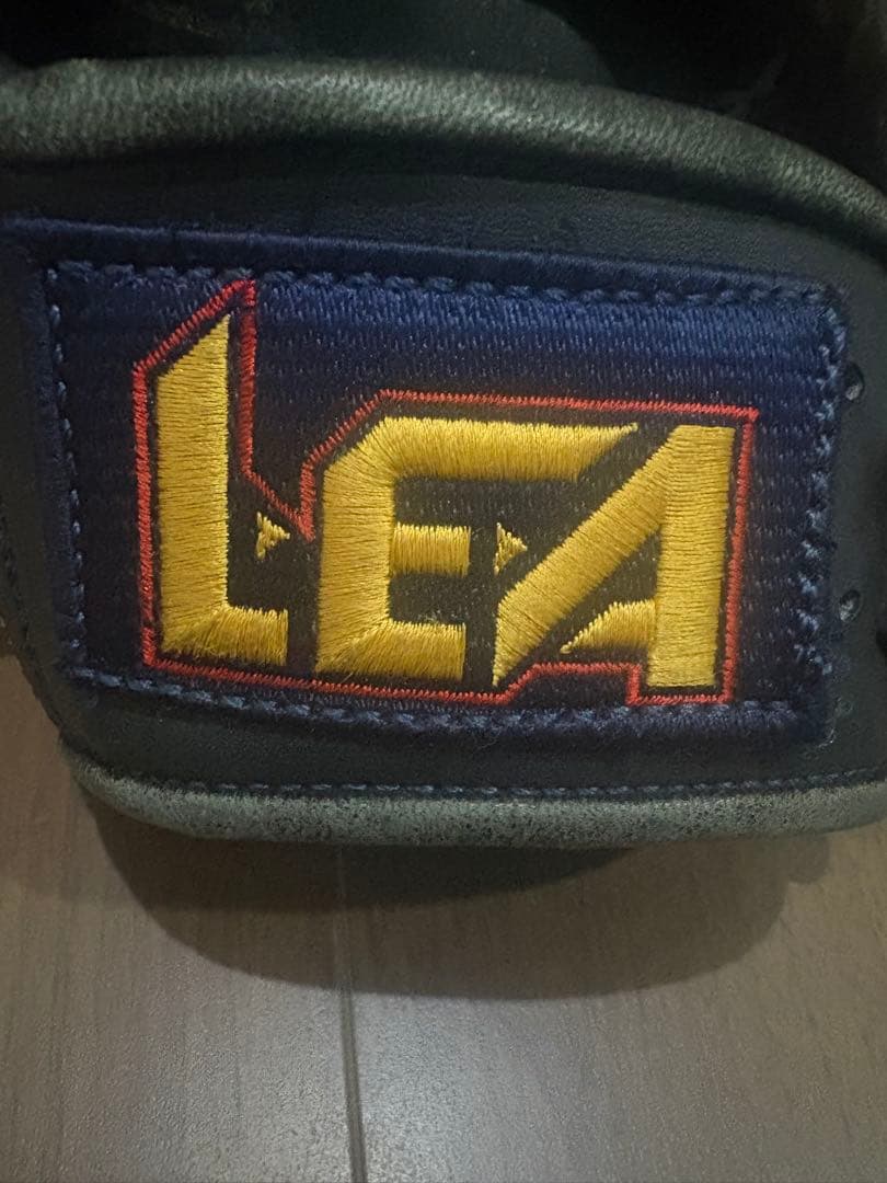LEA ブラック 硬式グローブ