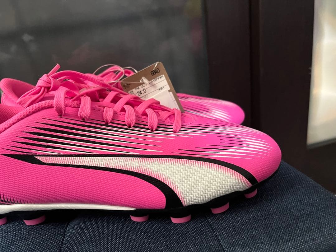 ☆新品☆ 未使用 PUMA サッカースパイク ウルトラ プレイ 24cm