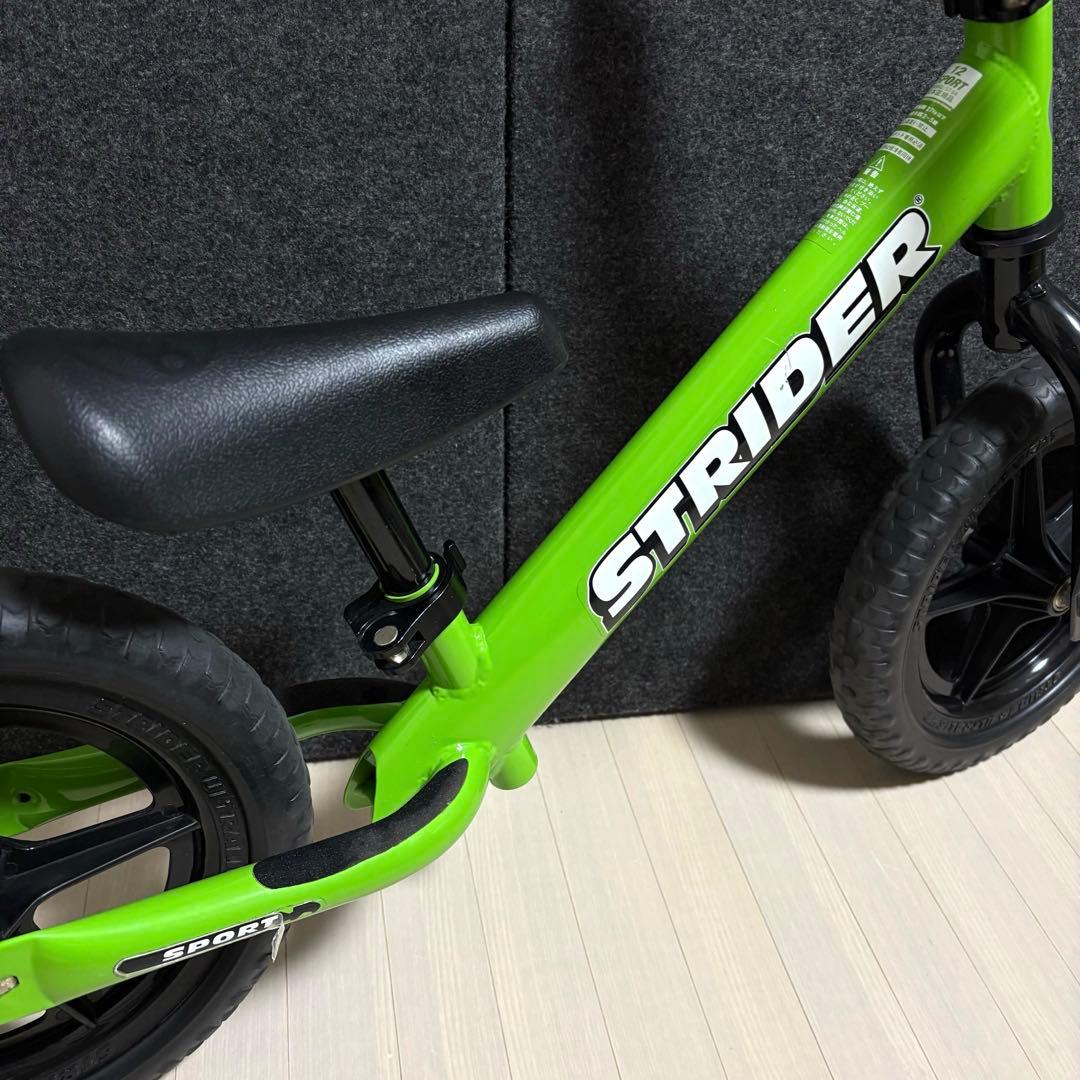 STRIDER ストライダー スポーツ　緑　キックバイク　バランスバイク