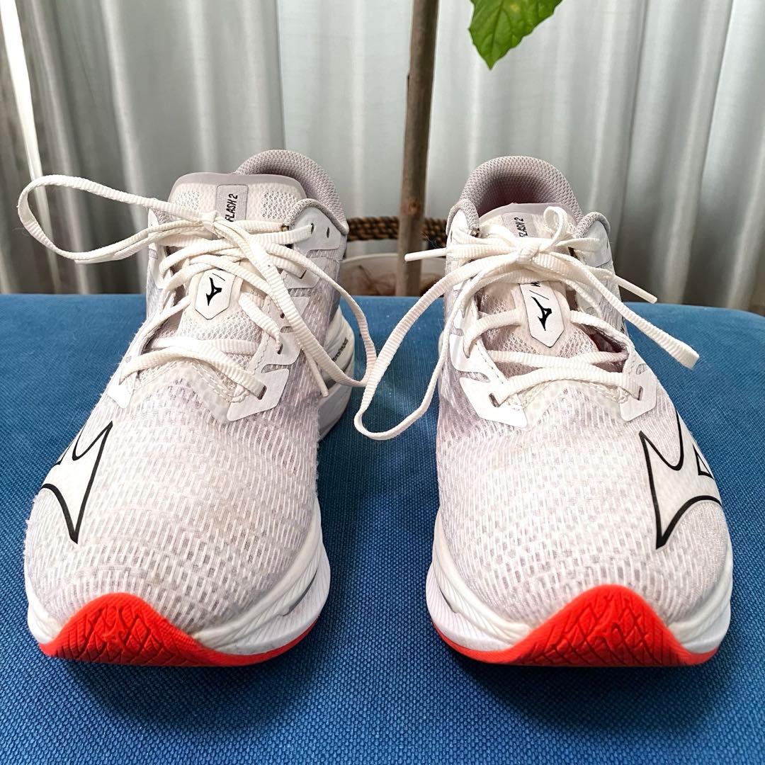 MIZUNO ウエーブリベリオンフラッシュ 2 ランニング 26cm