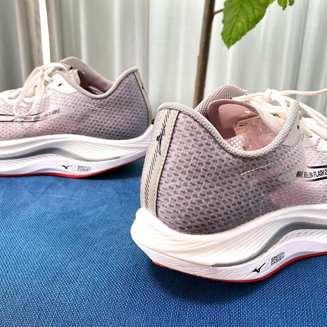 MIZUNO ウエーブリベリオンフラッシュ 2 ランニング 26cm