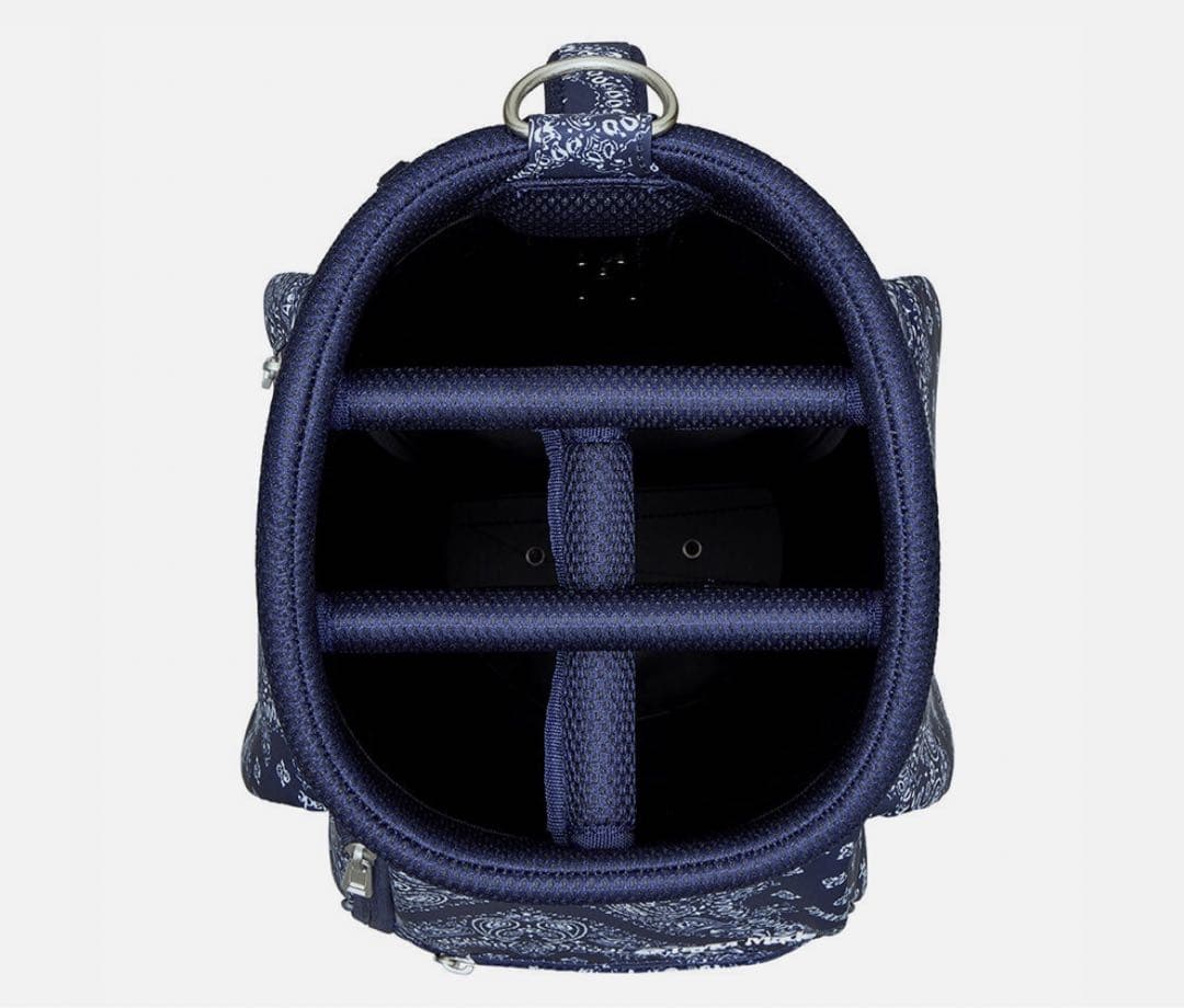 【新品未使用】Taylormade Helitage90 キャディバッグ　限定品