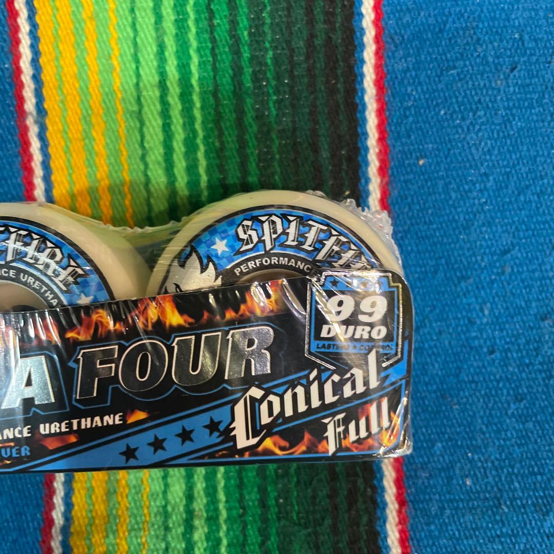 SPITFIRE FORMULA FOUR 99DURO コニカルフル 53mm