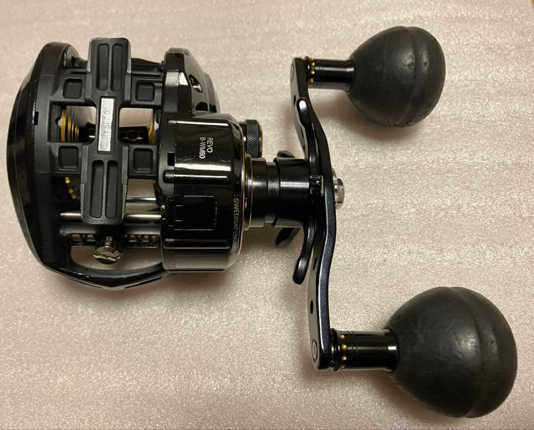 アブガルシア　Revoビッグシューター WM60 右巻き
