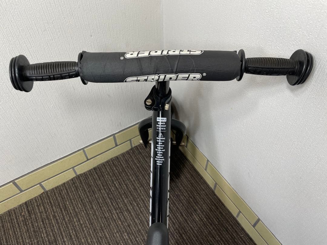 【極美品】 STRIDER SPORT ブラック 12インチ バランスバイク