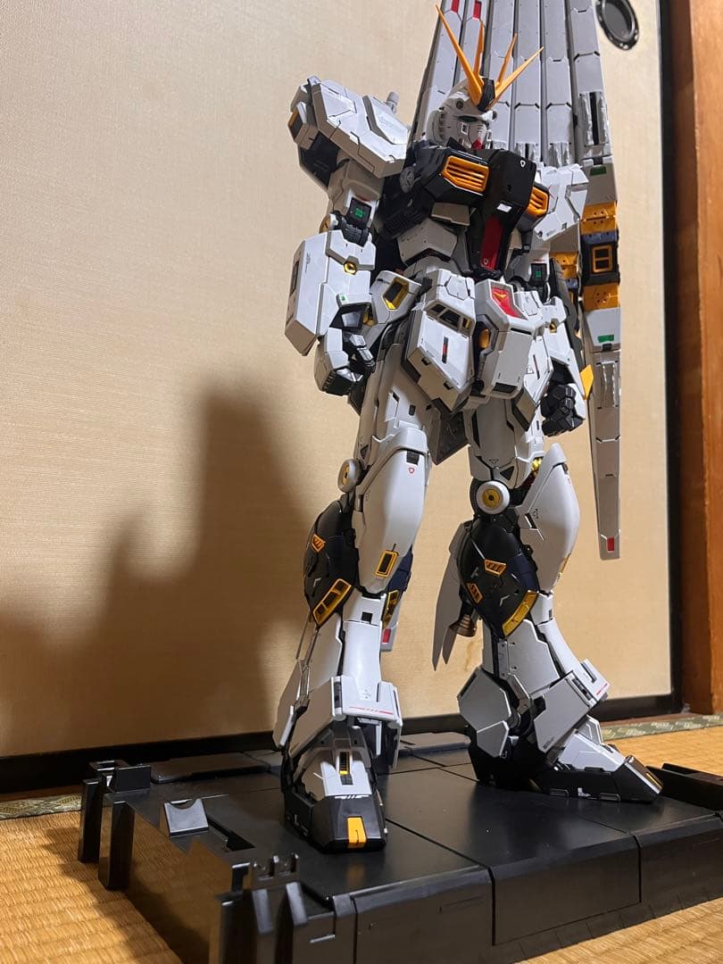 PGUνガンダム　完成品　LED無し