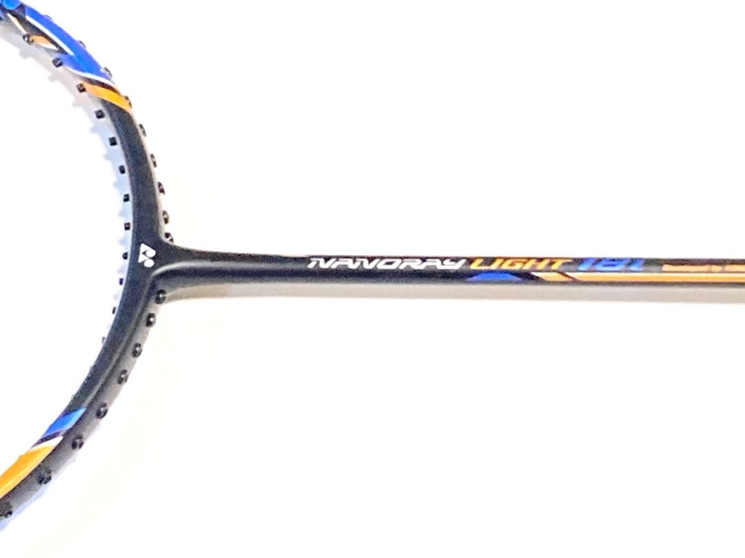 ガット張上げ込み ヨネックス ナノレイ Nanoray Light 18i 微傷