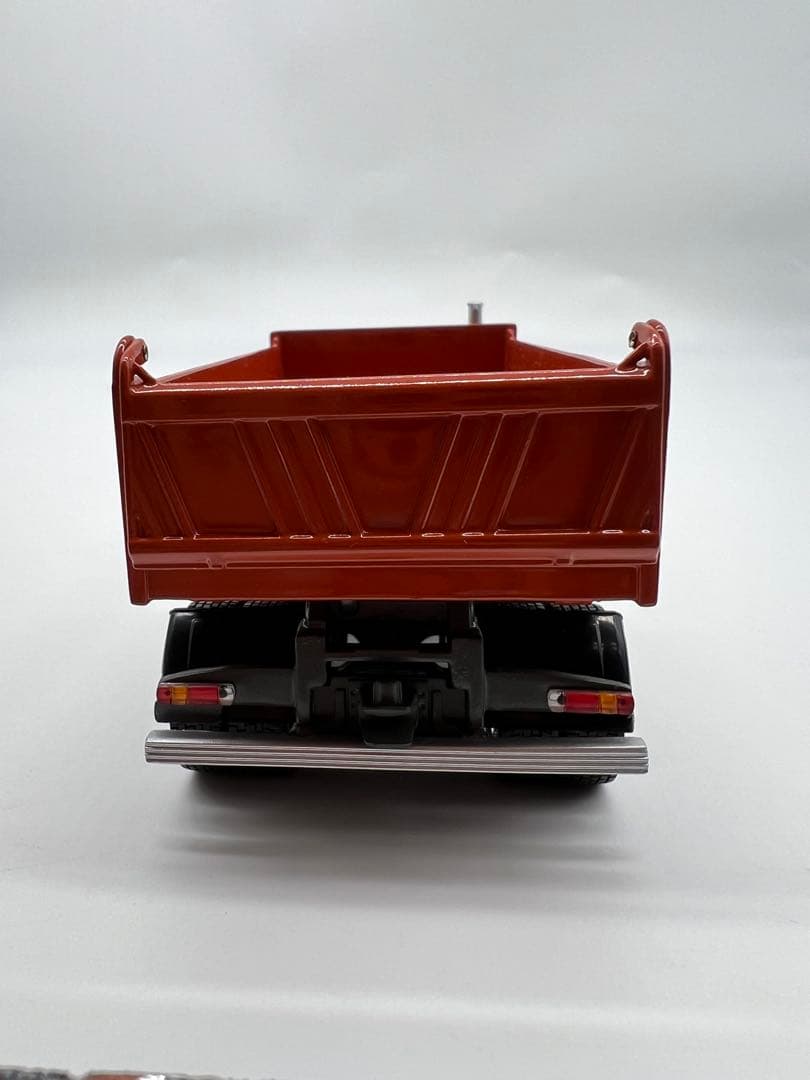 No21 ミニカー1/50 FM9 Construction Truck