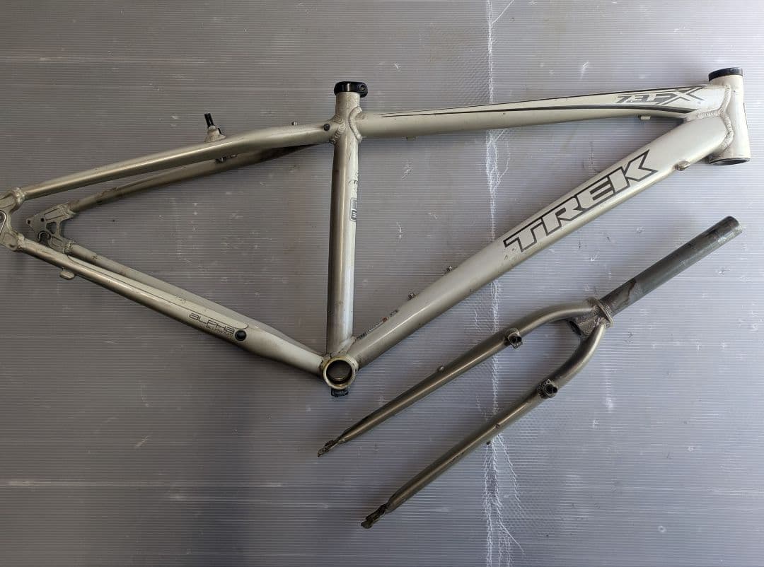 TREK クロスバイクフレームセット