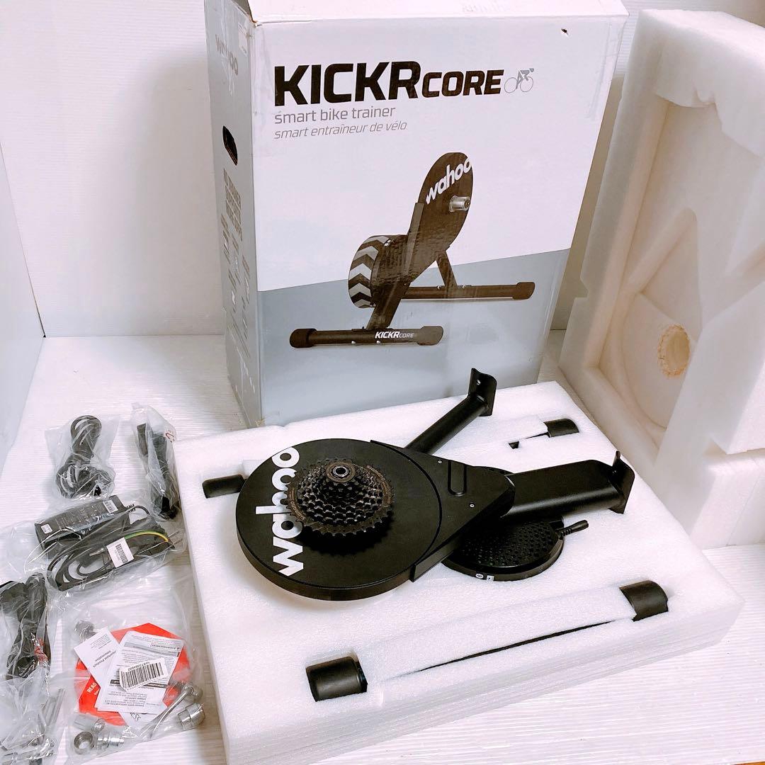 Wahoo kicker core 自転車用ローラー台