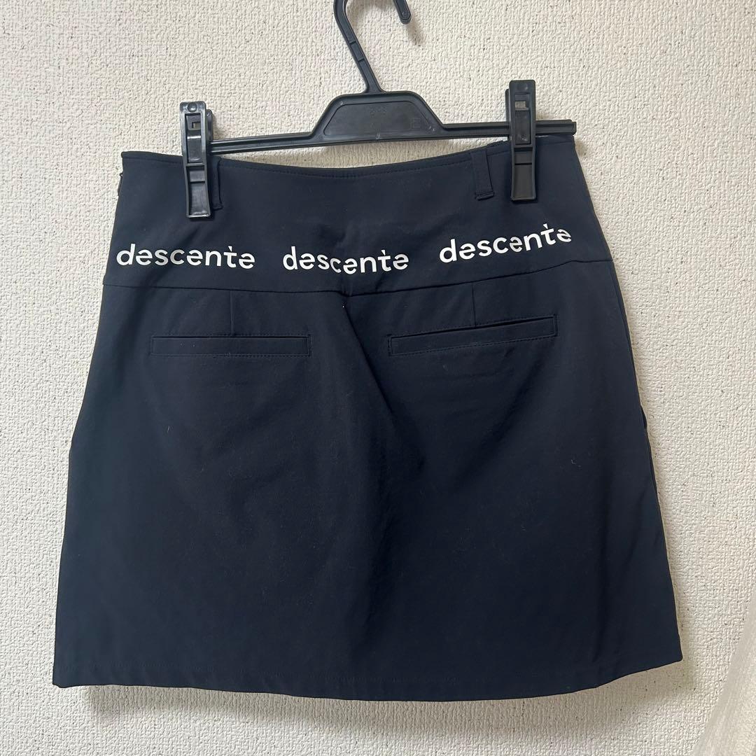 【美品】デサントゴルフ　インナーパンツ付スカート