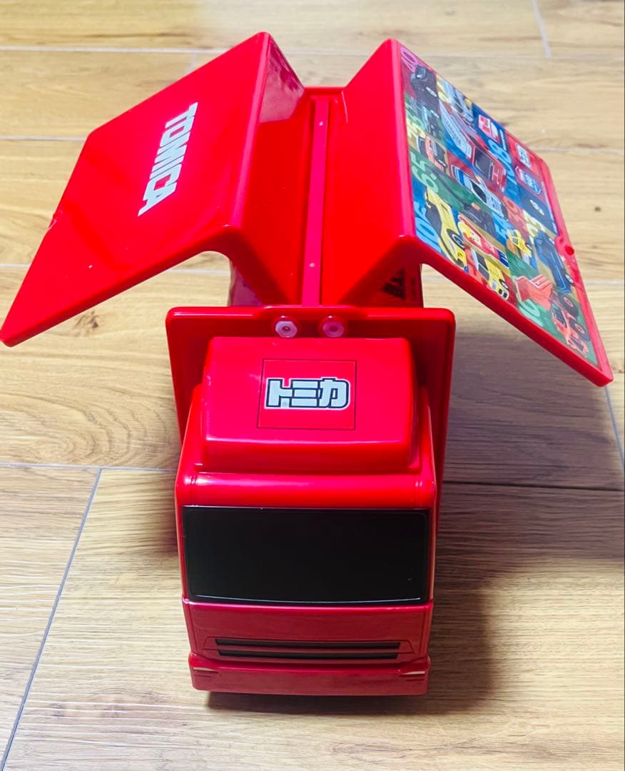 トミカ イニシャルDシリーズ 4台セット　お片付けトラック積み入れ