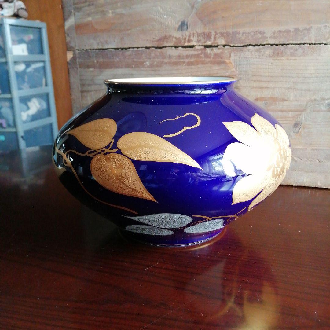大倉陶苑　金銀彩花紋花瓶　30cm