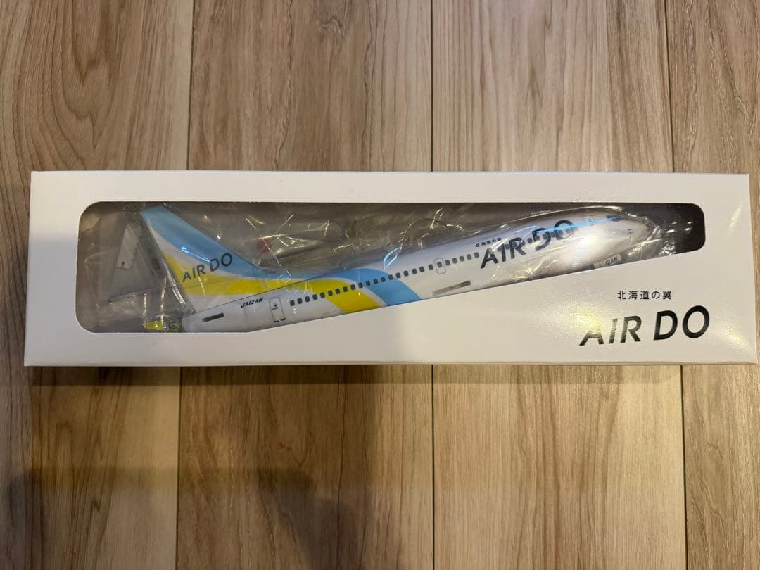 AIR DO B737-700 1/130スケールモデル