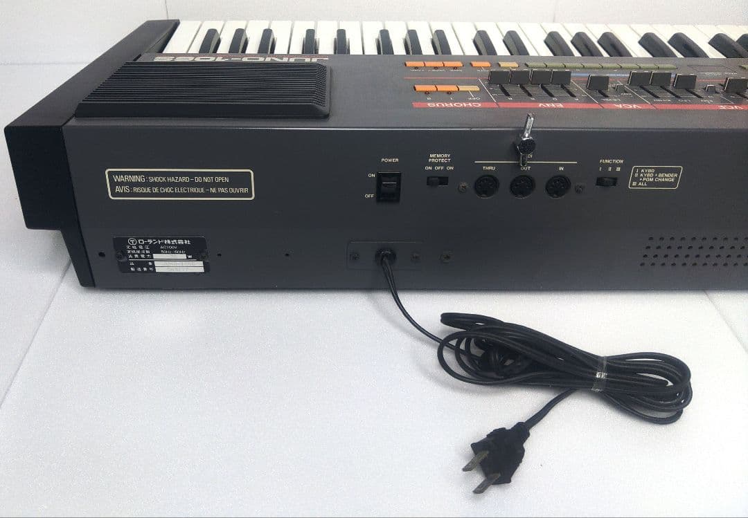 【希少品】 ローランド JUNO-106S ヴィンテージ シンセサイザー