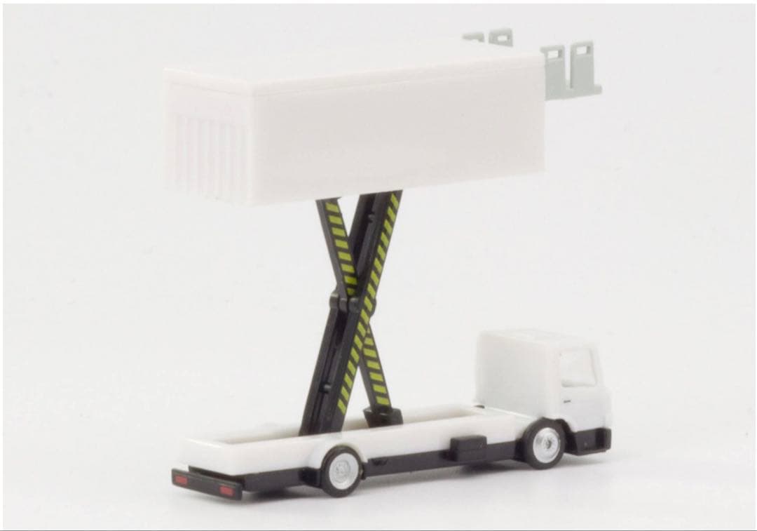 herpa ケータリングトラック1/200 2台セット　フードローダー