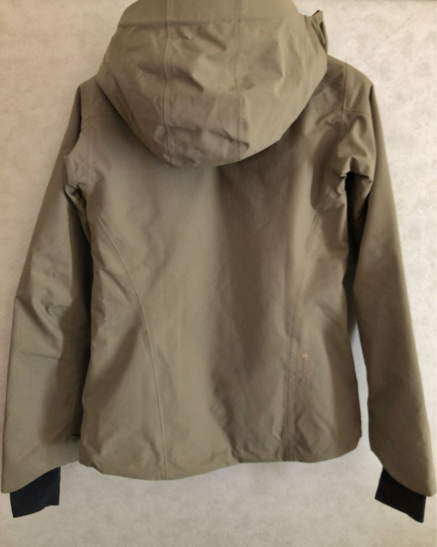 【極美品】ノローナ NORRONA Lofoten Gore-tex xs