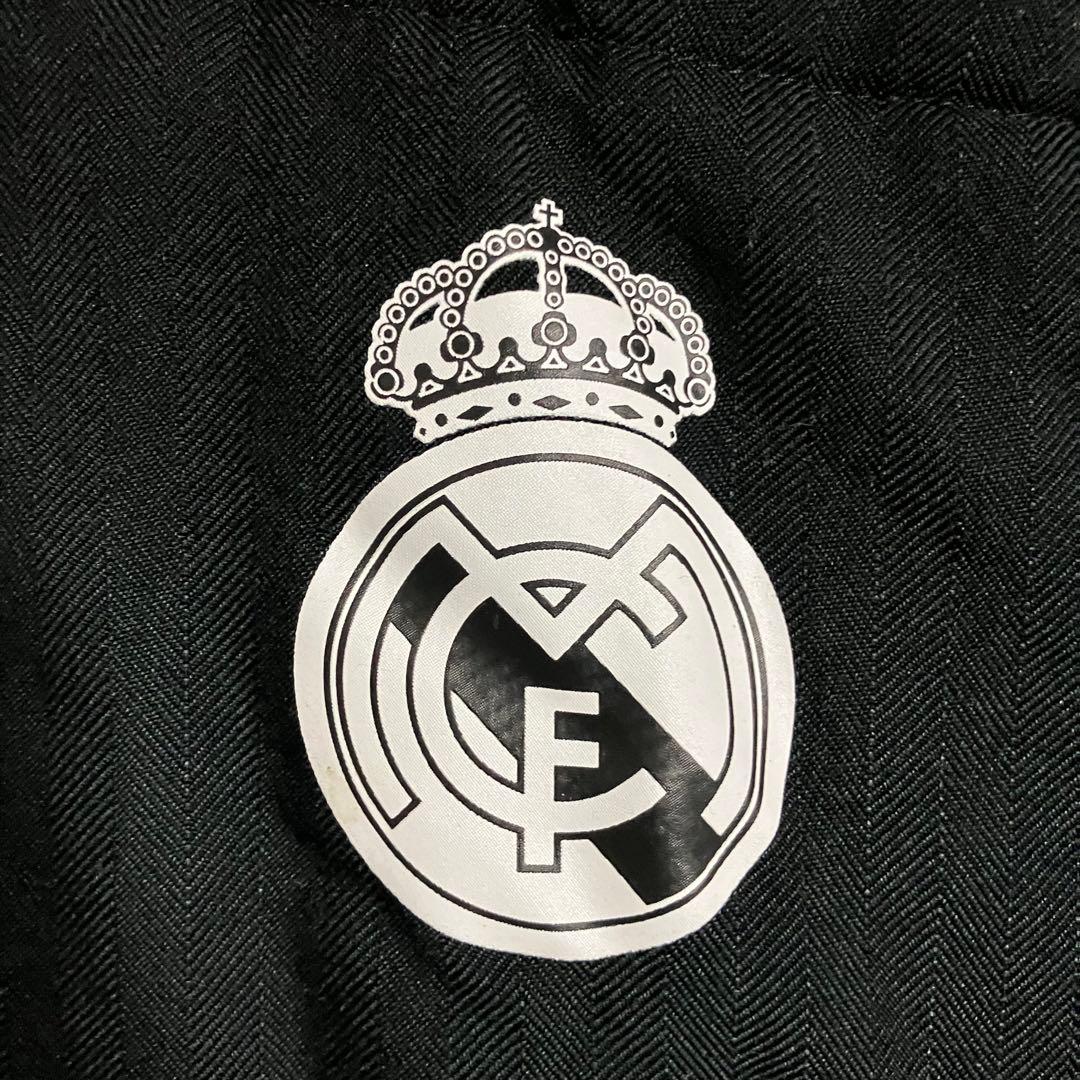 adidasアディダス✴️Real Madridレアル・マドリード中綿ダウンJKT