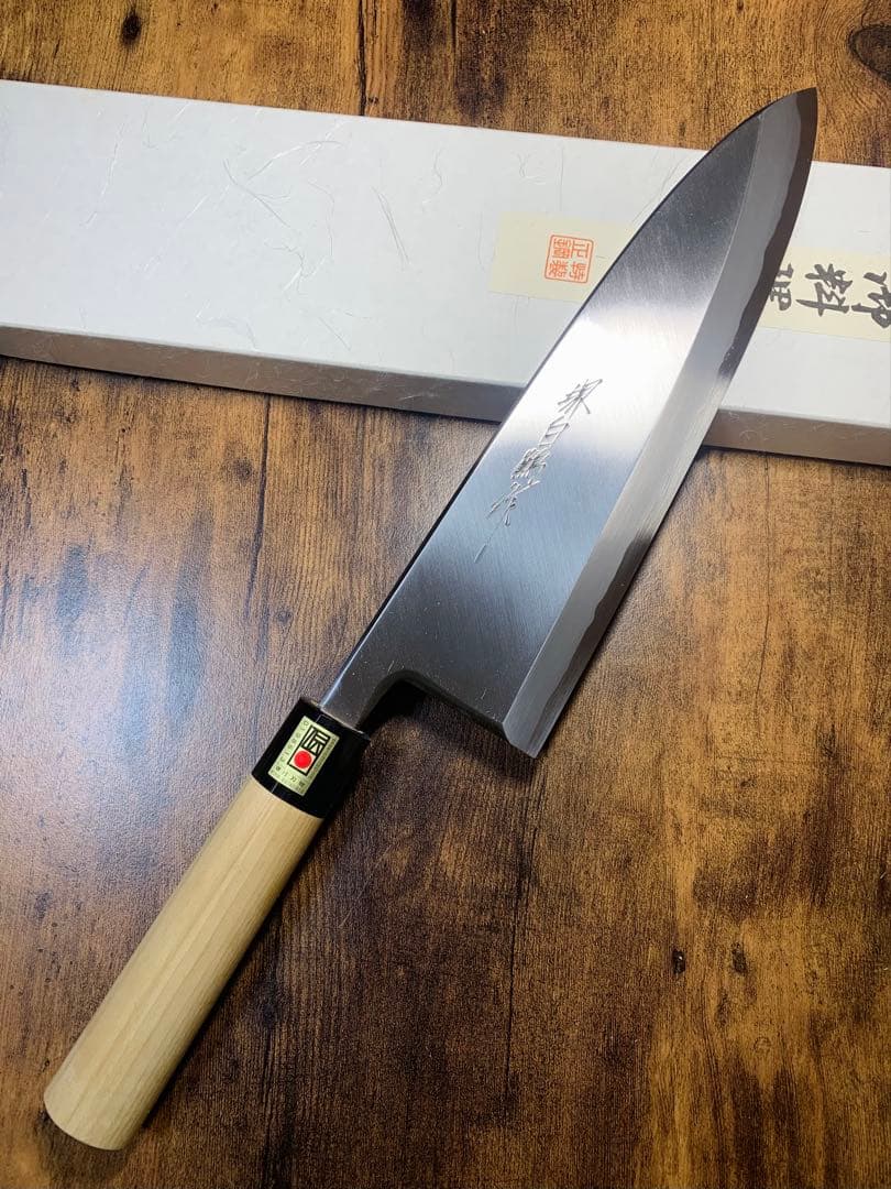 【堺打刃物】　大出刃　白ニ鋼　包丁　9寸　水牛角柄