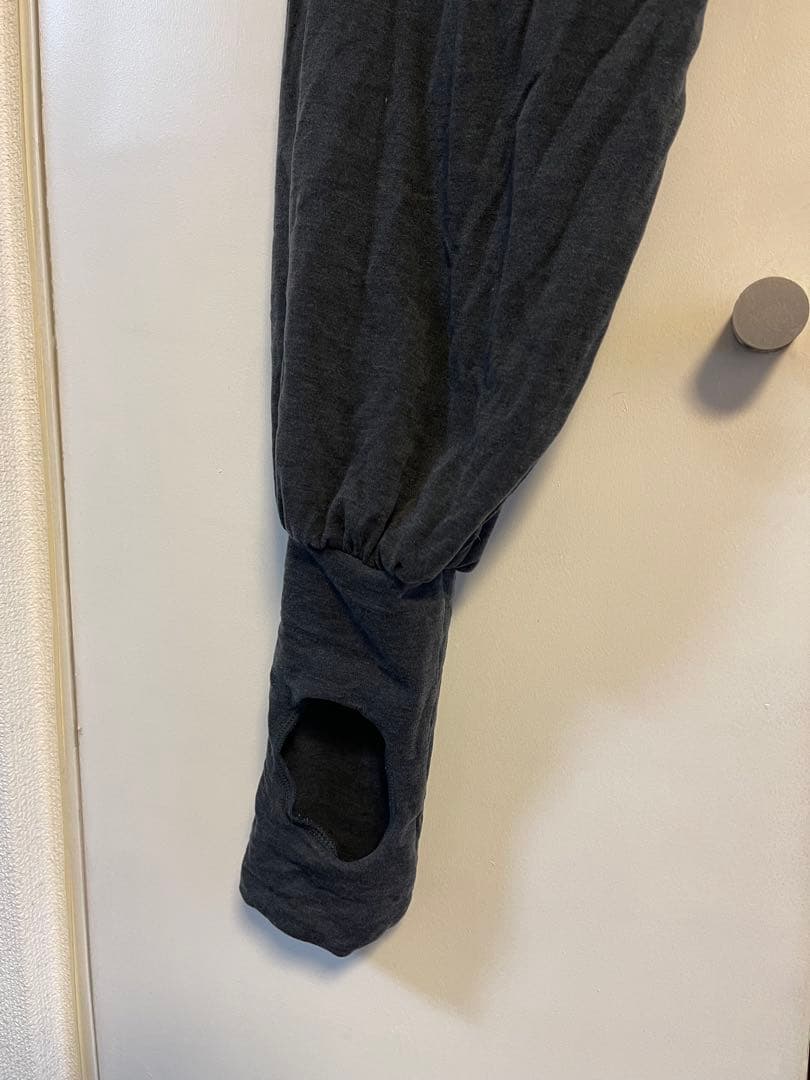 ☆値下げしました☆チャコット　バレエボトムス　濃いグレー Mサイズ