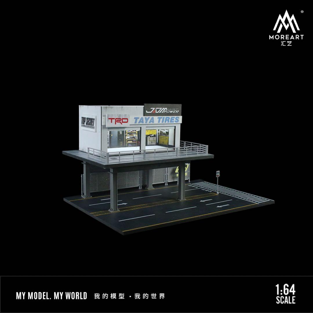 《最新入荷》 1/64 鉄骨フレーム　自動車修理店　ジオラマ 駐車場 付き