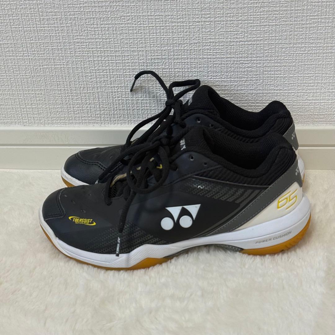 ヨネックス パワークッション65Z バドミントンシューズ 23cm ブラック