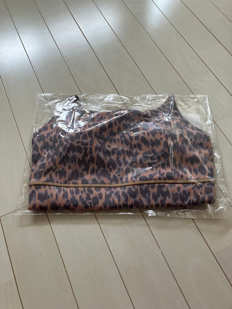 新品　スカーラ　ブラトップ　Mサイズ　レオパード　ホットヨガ　ピラティス　ヨガ