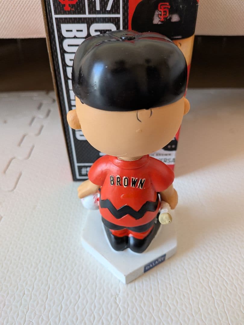 チャーリー・ブラウン ボブルヘッド　50周年　MLB　ジャイアンツ　球場配布品