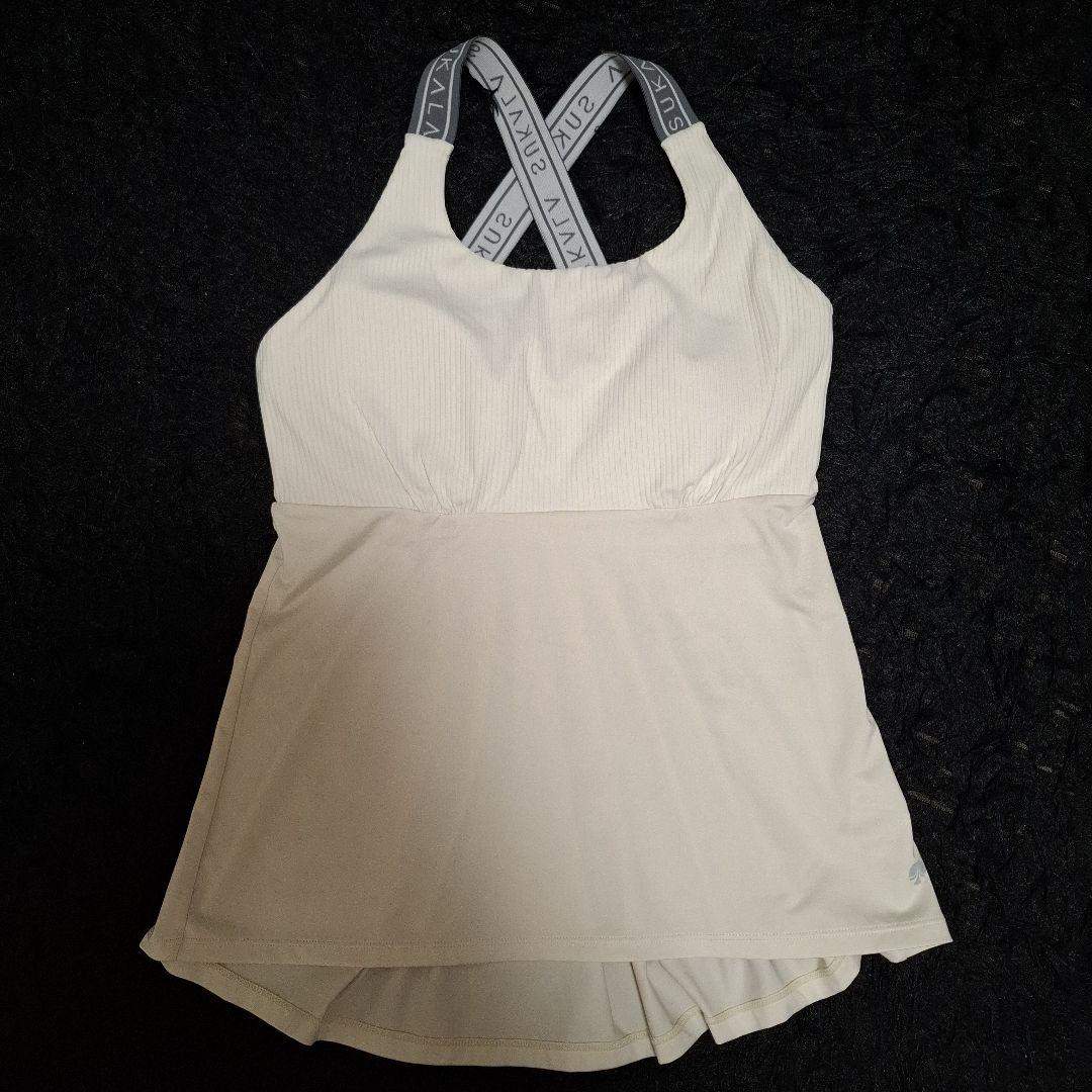 SUKALA ベーシックバックフレアタンクトップ
