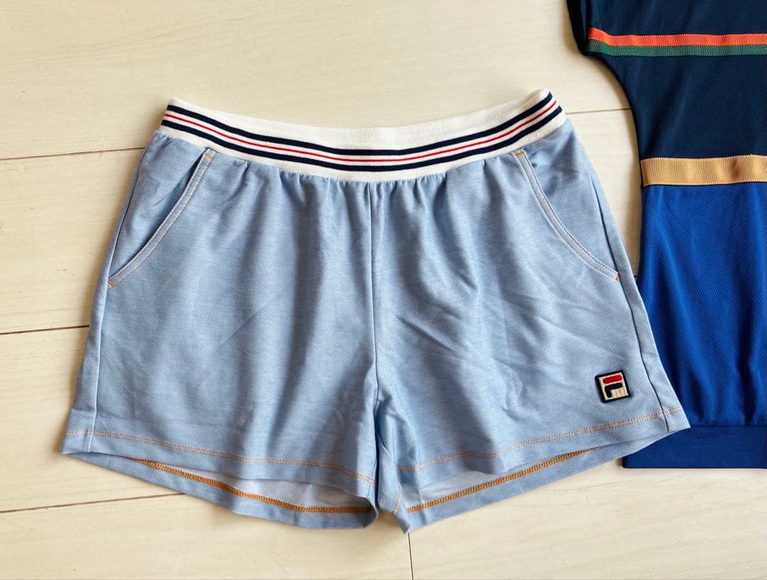 FILAフィラ＊美品ショートパンツとロイヤルブルー×紺の切り替えトップス上下