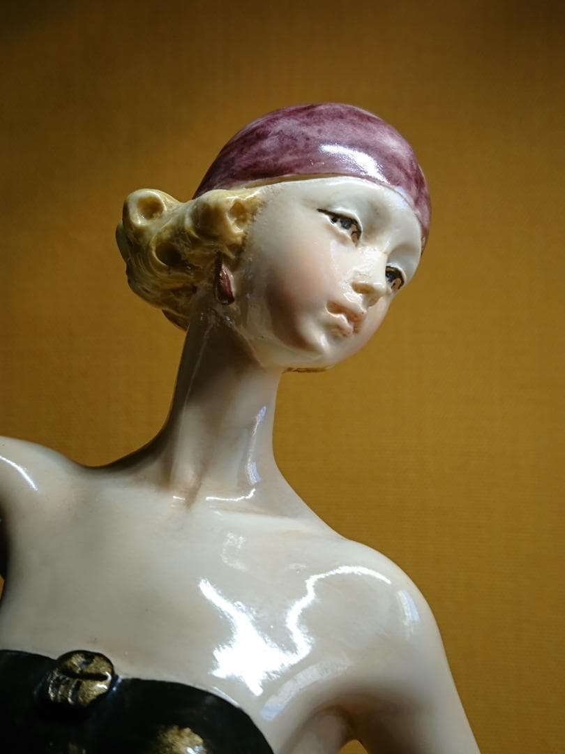 【美品】西洋美術　人形　ヨーロッパ　置物　インテリア　工芸品　美術品　A2768